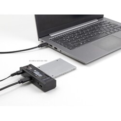 Konwerter USB Typ-C - 1x SSD M.2 NVMe lub 1x SATA SSD / HDD Delock 64253 Konwerter USB Typ-C - 1x SSD M.2 NVMe lub 1x SATA SSD / HDD Delock 64253