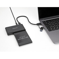 Konwerter USB Typ-C - 1x SSD M.2 NVMe + 1x SATA SSD / HDD z funkcją klonowania Delock 64190 Konwerter USB Typ-C - 1x SSD M.2 NVMe + 1x SATA SSD / HDD z funkcją klonowania Delock 64190