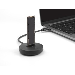 Stacja dokująca M.2 NVMe / SATA SSD z USB 10 Gbps USB Typ-C Delock 64254