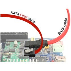 Kabel SATA 6 Gb/s elastyczny FLEXI prosty 20cm czerwony zatrzask HTPC 83833