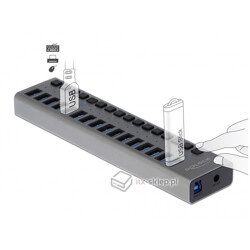 Hub USB 3.0 w metalowej obudowie 16-portowy z przełącznikiem Delock 63978